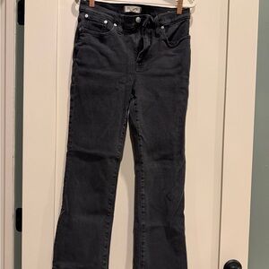 Madewell Midrise Kick Out Straight Leg Jeans in Black